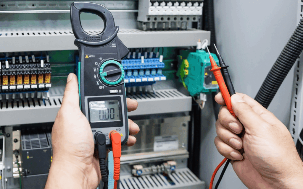 Medidor de aislamiento profesional para pruebas eléctricas